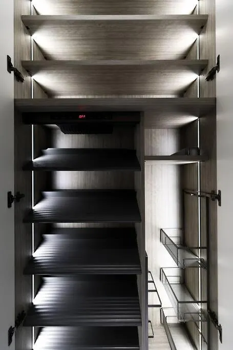 Modern Luxury Suite In Gangnam With Cityview&Wine Seoul