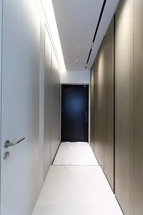 Modern Luxury Suite In Gangnam With Cityview&Wine Seoul