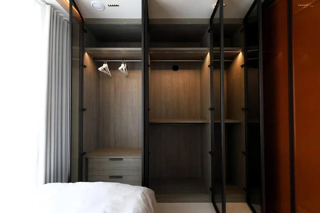 Modern Luxury Suite In Gangnam With Cityview&Wine Seoul