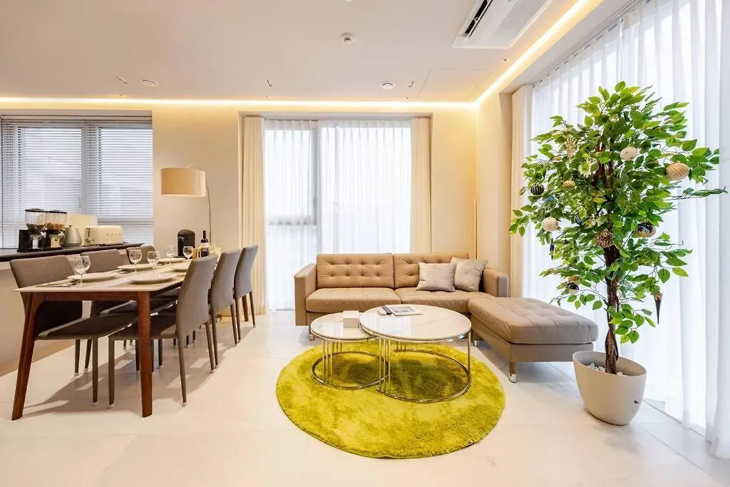 kontakty Modern Luxury Suite In Gangnam With Cityview&Wine